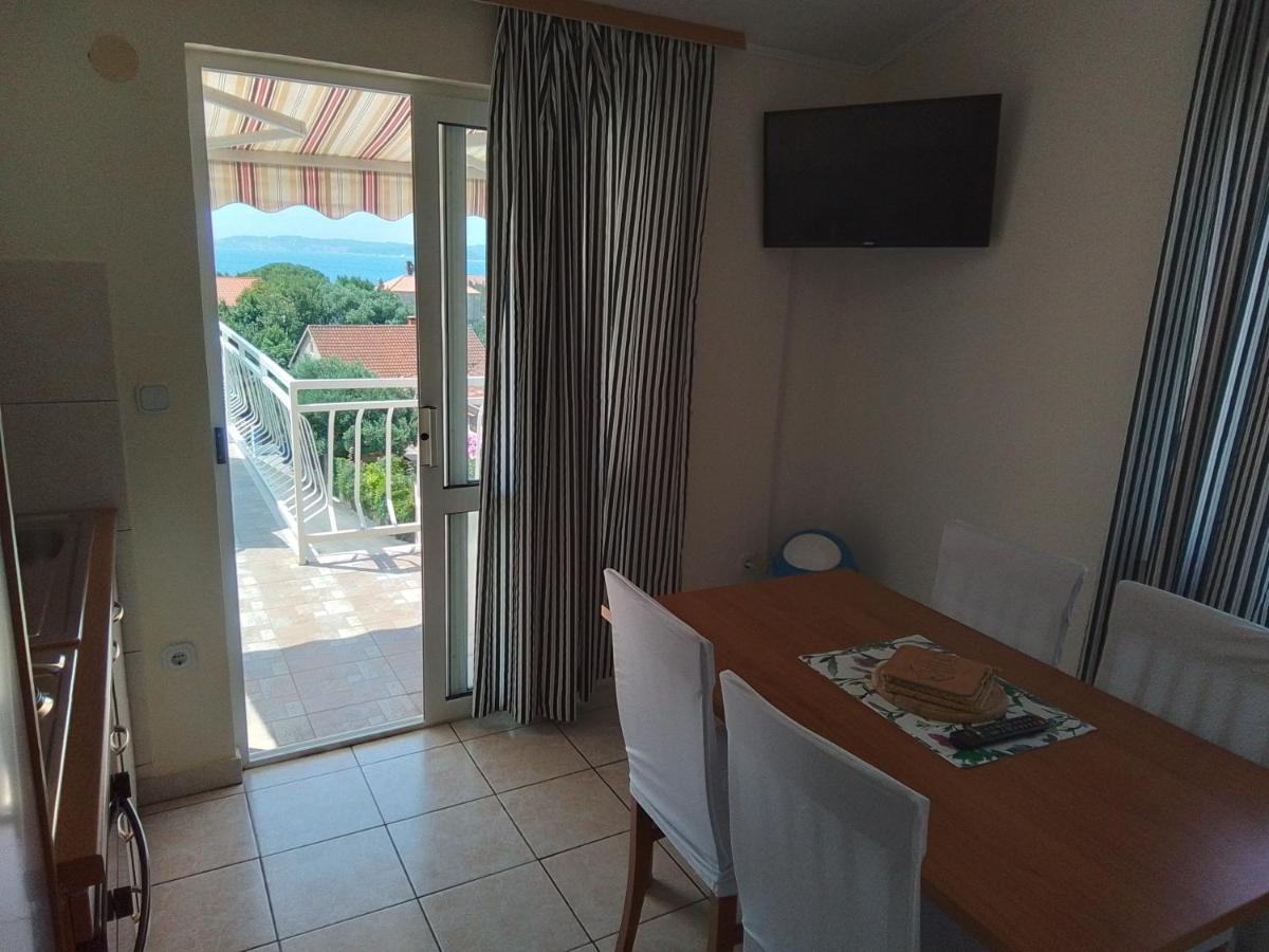 Apartmani Fani 2 Min Walking From Sea Orebić Exterior foto